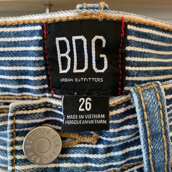 Urban Outfitters High Waisted Shorts - Picture 2 of 2